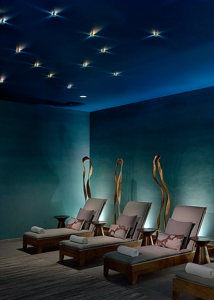 Grand-National-Spa-Lounge-and-Sparkle-Sky.jpg